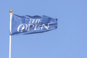18-07-15 European Tour 2015, 144th OPEN CHAMPIONSHIP, Old Course, St. Andrews, Fife, Scotland, UK. 16 - 19 Jul.  Shots at Saturday when the play was suspended due to high winds. Flags in the wind.