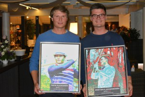 Tapio-Pulkkanen-og-Kristian-Johannessen-Player-of-the-Year-rookie-of-the-Year-2015