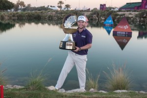 24-01-15 European Tour 2015, Commercial Bank Qatar Masters, Doha GC, Doha, Qatar. 21-24 Jan. Branden  Grace of South Africa with trophy during the photoshoot.