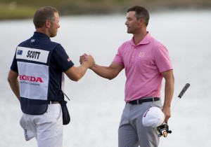 28-02-16 PGA Tour 2016, The Honda Classic, PGA National (Champion), Palm Beach Gardens, FL, USA. 25 - 28 Feb. Adam Scott of Australia shakes hands with his caddie David Clark after winning the final round.