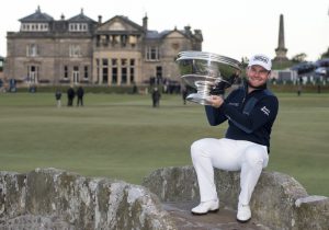 i9/10/2016 European Tour 2016, Alfred Dunhill Links Championship, Old Course St. Andrews, Carnoustie and Kingsbarns, Scotland, UK. 06-09 Oct. Old Course: Tyrell Hatton of England the winner with the trophee.
